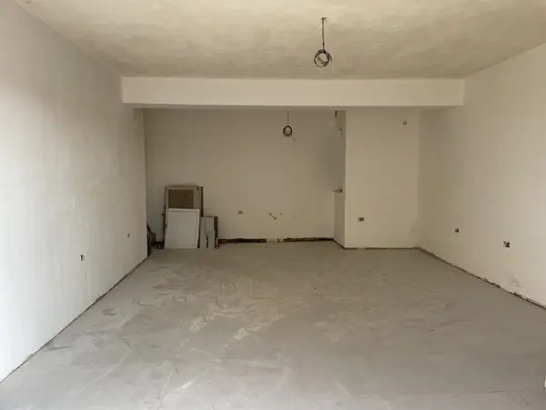 Shops for rent in Malta: Zebbug shop with class 4b permits