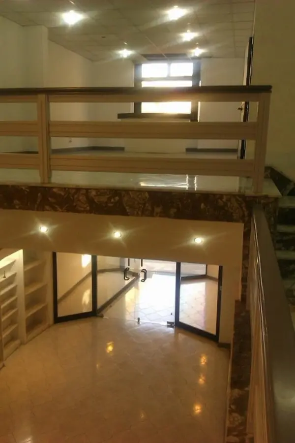 Commercial Premises With Class 4 in Paola For Rent
