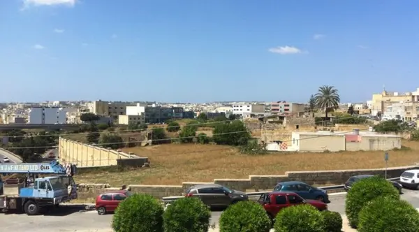 Office space for rent in Santa Venera with an area of 320 sqm