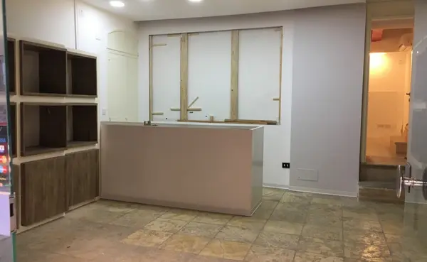 Shops to let in Malta: Valletta 50sqm premises for rent