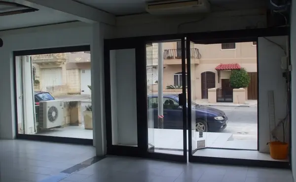 To let Malta: Office for rent in Attard