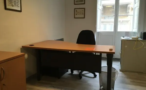 Office to let in Malta: Valletta 100sqm Office Situated in Old Bakery Street