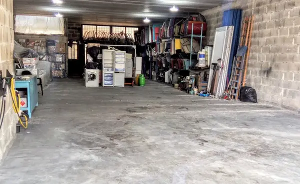 Shops to let Malta: Qormi 250sqm premises for rent