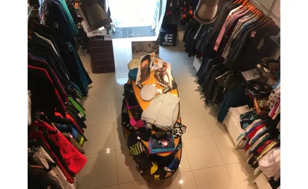 Shops for rent in Malta: Valletta 80sqm SHOP to SELL on Merchants Street , 45 Year lease for Sale