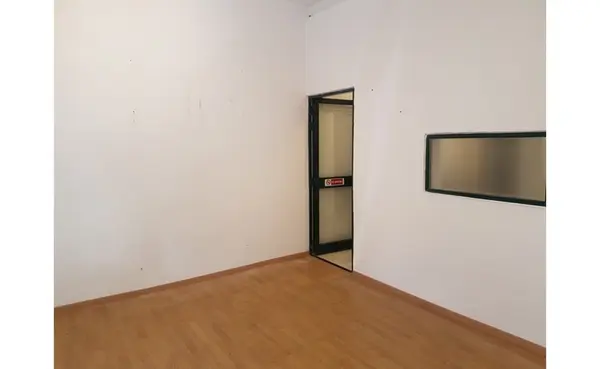 Office to let in Malta: 29sqm premises for rent in Paola