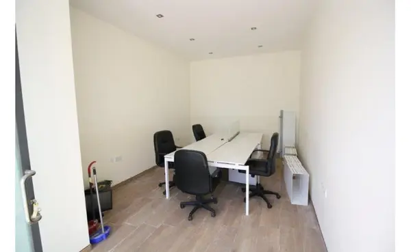 Office to let in Malta: Iklin 22sqm premises for rent