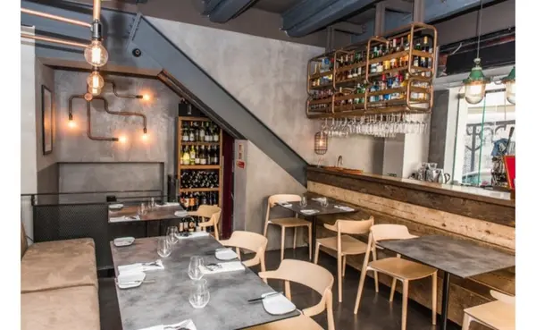 Restaurant to let Malta: Valletta 40sqm Premises for Rent in a Prime location