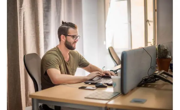 Offices for rent in Malta: Valletta serviced office space to let with 6/8 desks