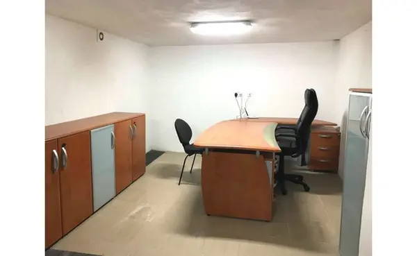 Office for rent Malta: Sliema semi-basement 15sqm office to let