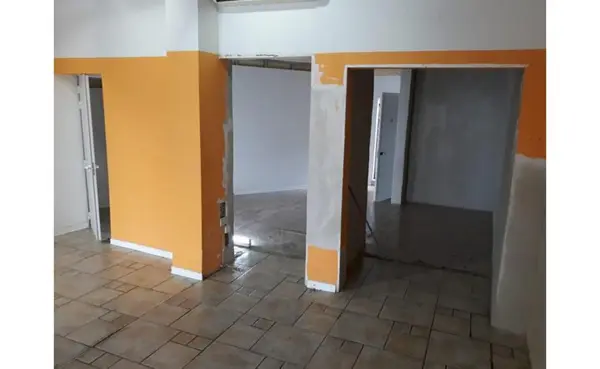 Shops for rent Malta: 75sqm Seafront Shop to let in Bugibba