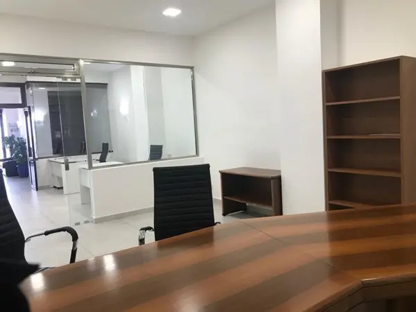 Offices in Malta: To Let Class 4 Shop / Office in Sliema