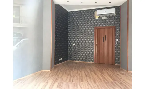 Shop to let Malta: San Gwann shop / office for rent with an area of 34sqm