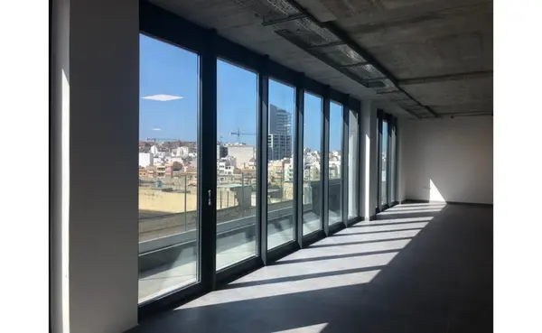 Office space for rent in Ta Xbiex that consists of 422 sqm
