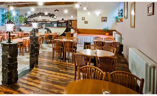 Restaurants for Rent in Malta: St Julian's commercial premises with Class 4D permits