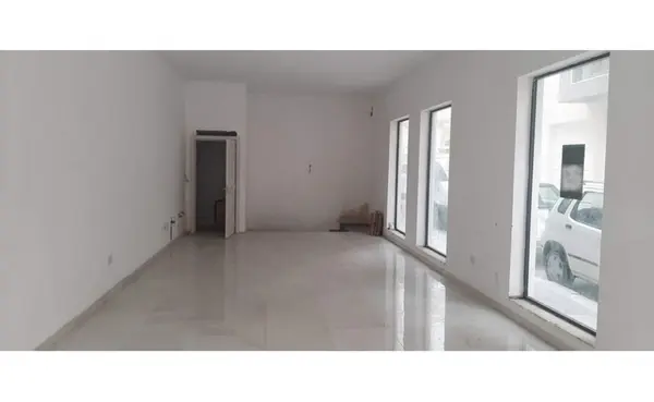 Shops for rent Malta: Gzira 80sqm retail outlet to let with class 4C permits