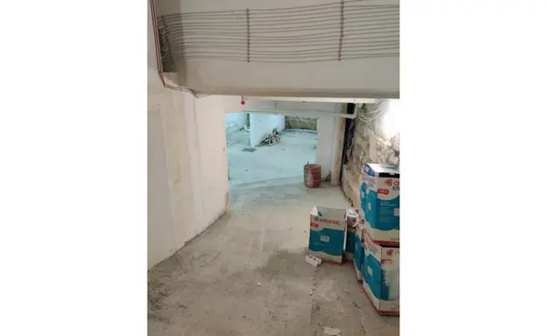 Real estate Malta: Mosta 4 car garage for rent