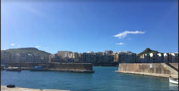 Gozo Real Estate: Restaurant in Marsalforn to let