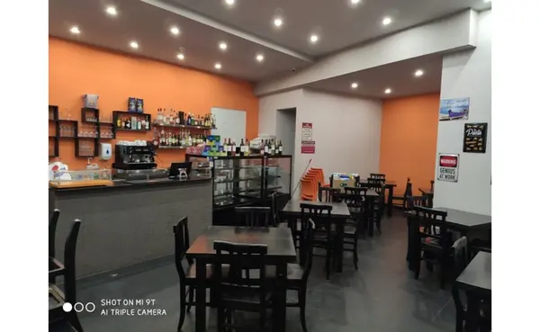 Restaurants for rent in Malta: Gzira corner cafeteria for rent with 4D permits
