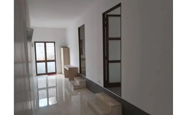 Class 4b Shop / Office in Attard for Rent 100sqm