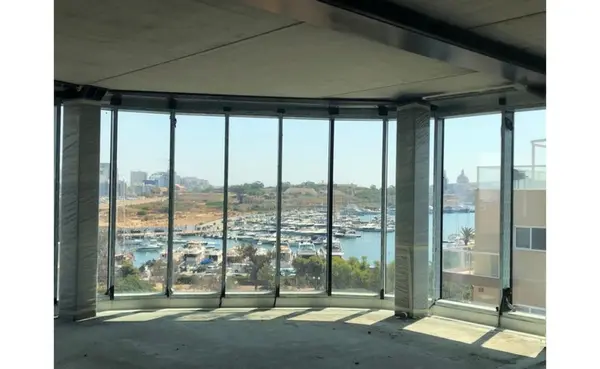Office space for rent in Gzira with an area of 950sqm