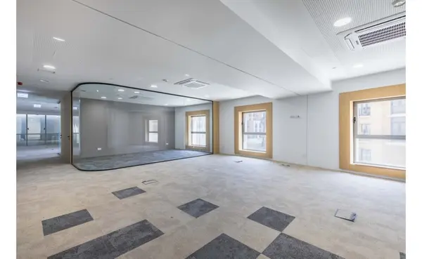 Office space for rent in Portomaso that consists of 306sqm