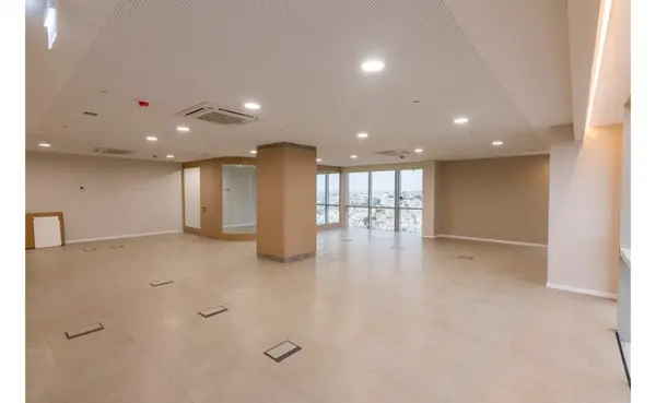 Office for sale in Malta: Portomaso 570 sqm full Office floor for Sale