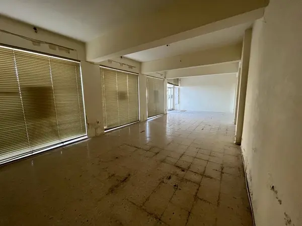 Balluta seafront shop / office for rent with an area of 225sqm