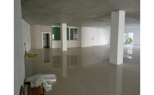 Seafront 445 sqm office space to let in St Julians