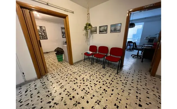 Valletta apartment for rent ideal as an office