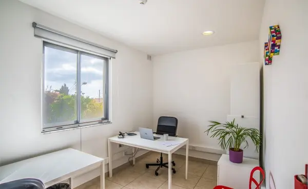 Offices in Malta: Shared Offices For Rent in a New Office Block in San Gwann