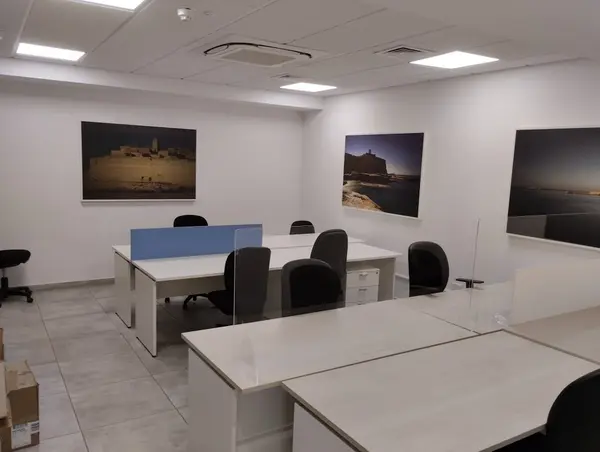 346sqm Office for rent