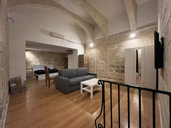 Historic Valletta Studio with Maltese Balcony Near St. John's Co-Cathedral