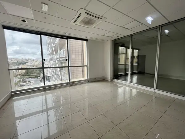 Offices to let Malta: Portomaso 88sqm to let