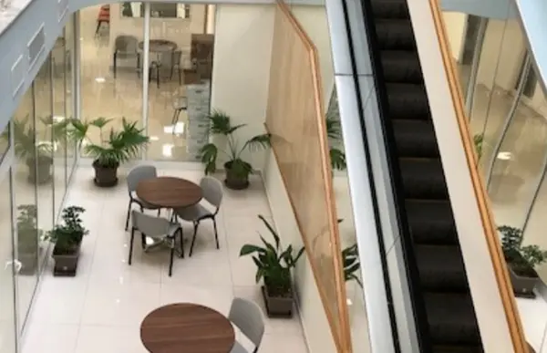Spacious Level 5 Office in Victoria for Long Let