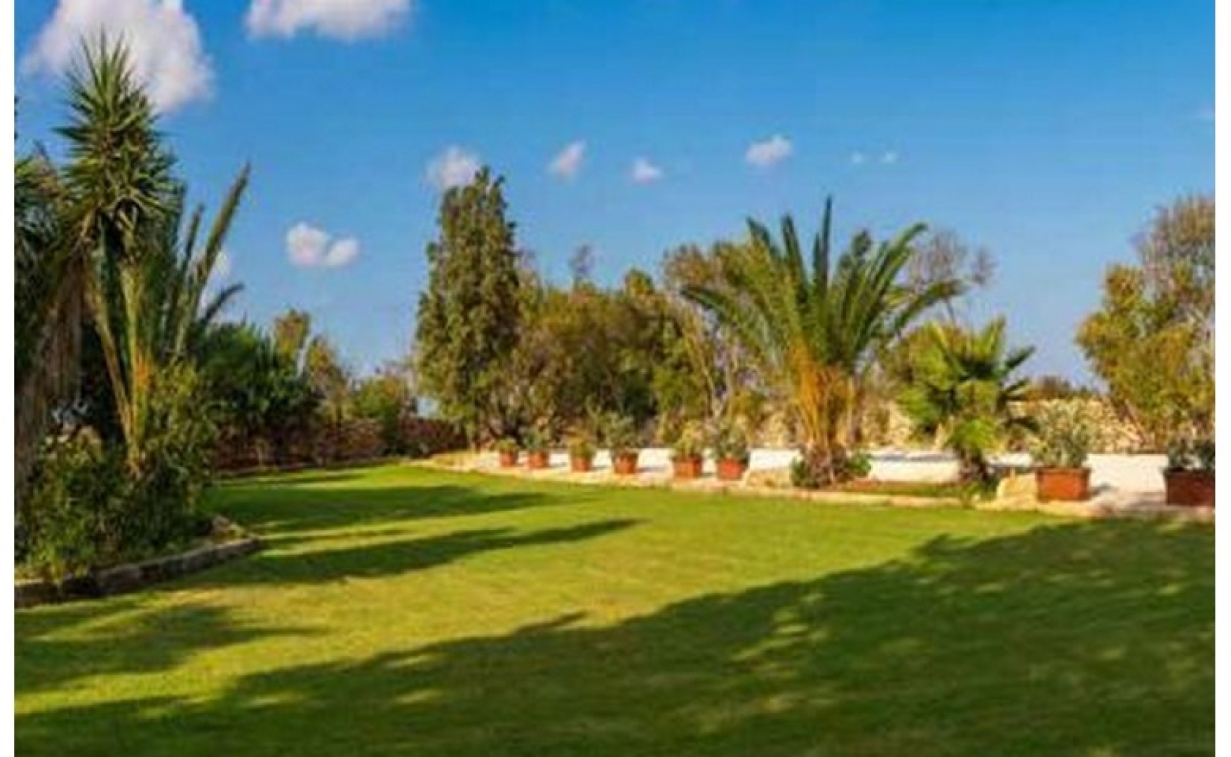 Massive 17000sqm villa for rent in Zurrieq